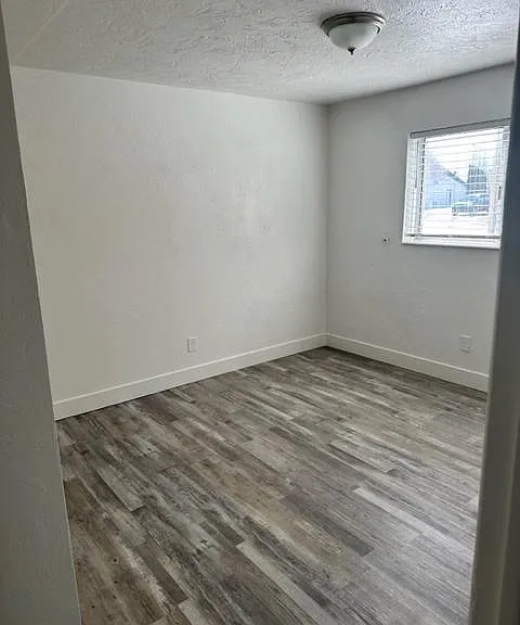 661 Hansen Ave #2 — Photo 7