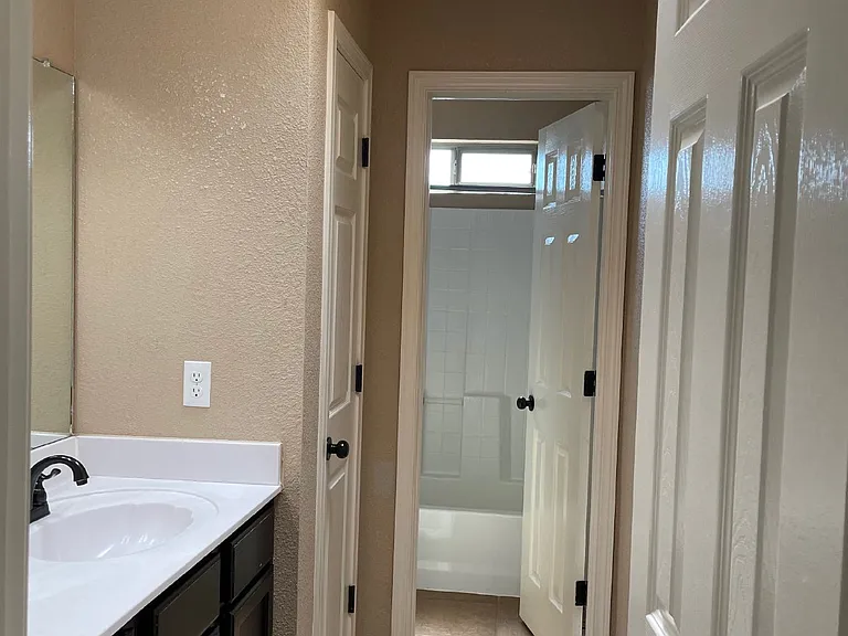 12960 Cozy Cove Ave — Photo 15