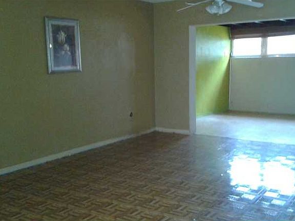3rd image of 10125 Nicaragua Dr