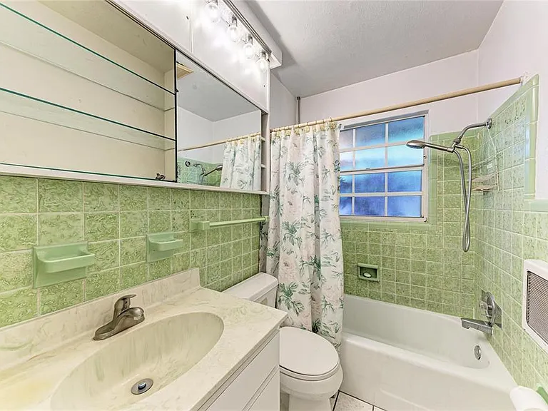 1827 Alta Vista St — Photo 28