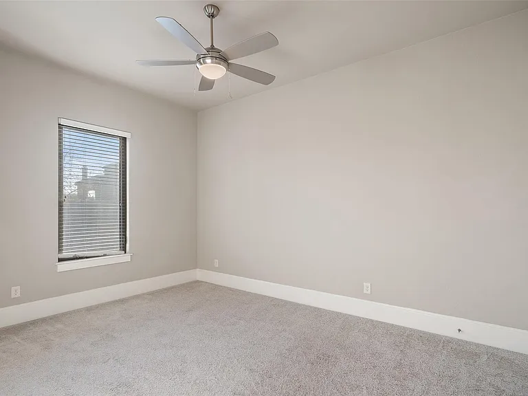 905 Madison Fork Dr — Photo 29