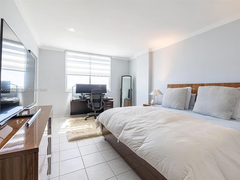 500 Bayview Dr #1520 — Photo 11