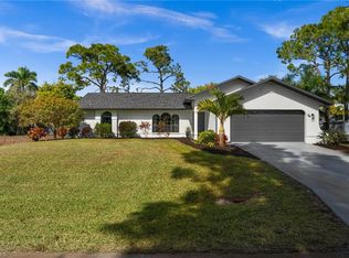 8137 Pelican RD, FORT MYERS, FL 33967