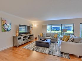 6748 Willow Wood Dr, Boca Raton, FL