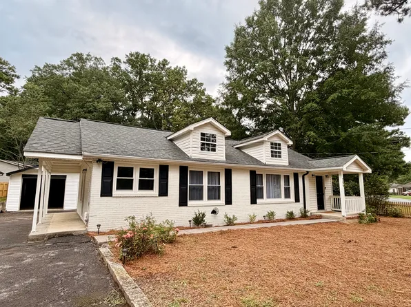 755 Trout St NE, Marietta, GA 30060