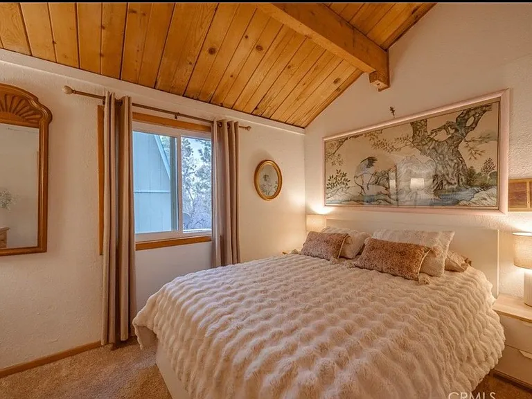 875 Santa Barbara Ave — Photo 5