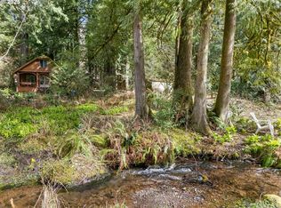 26709 E Henry Creek Rd, Rhododendron, OR 97049