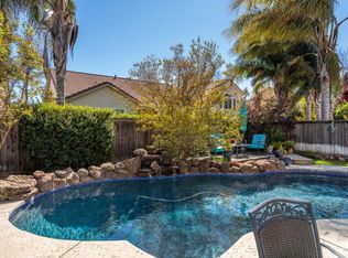 19 Ainger Cir, Sacramento, CA 95835