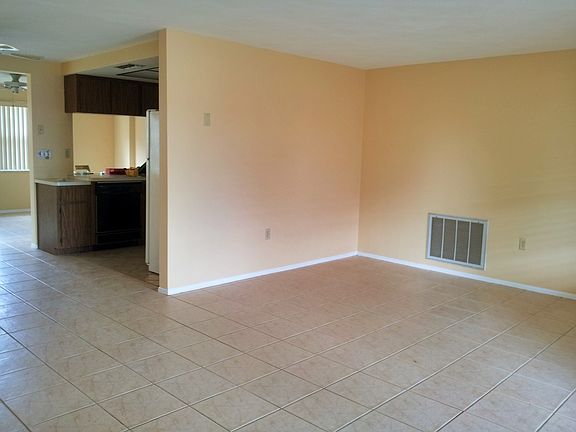 3rd image of 6231 Staunton Dr