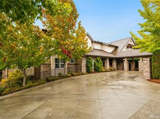 7660 N Mercer Way APT 201, Mercer Island, WA 98040