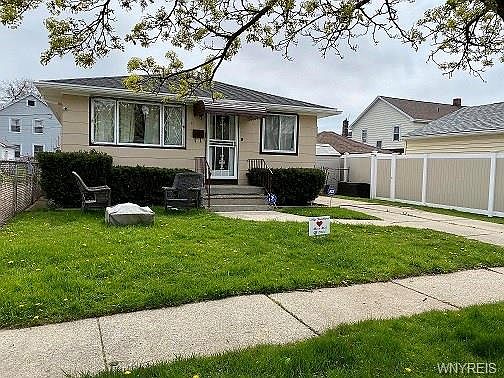 1st image of 3 Genoa Pl