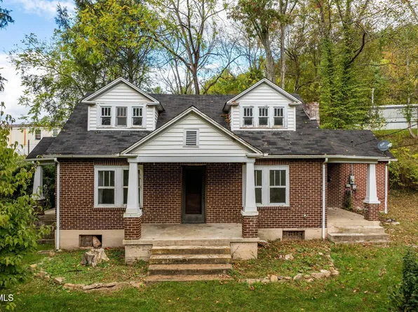 2305 Lumpkin Branch Rd, Mountain City, TN 37683