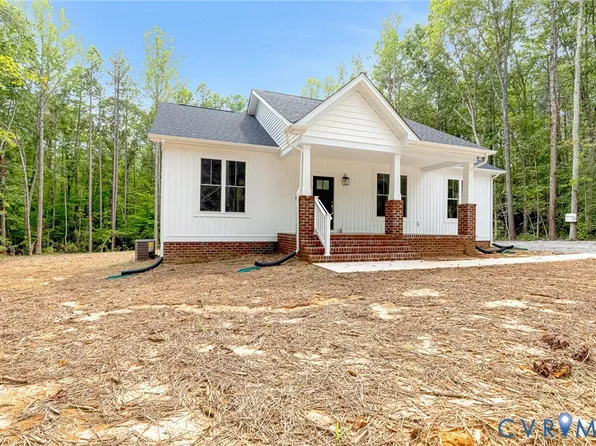 15531 Old Ridge Rd, Beaverdam, VA 23015