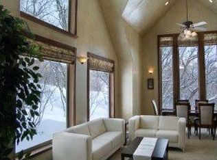 802 N Donner Hill Cir, Emigratn Cyn, UT 84108