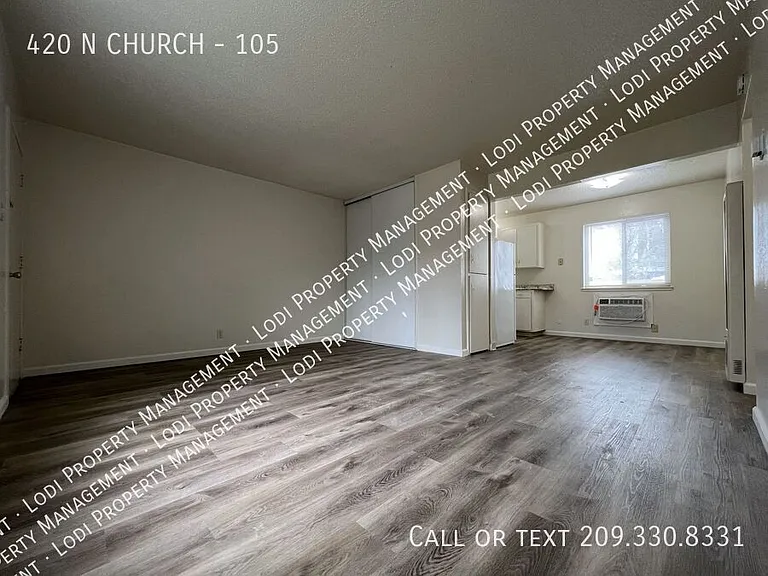 420 N Church St #105 — Photo 4