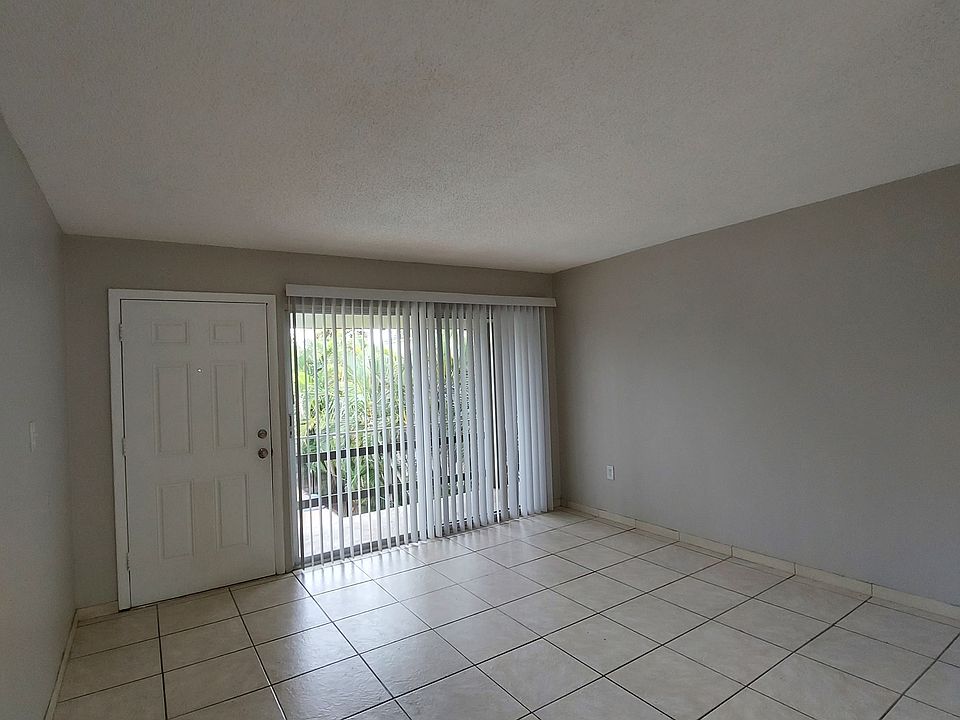 1st image of 1852C Golf View Ave #10841554