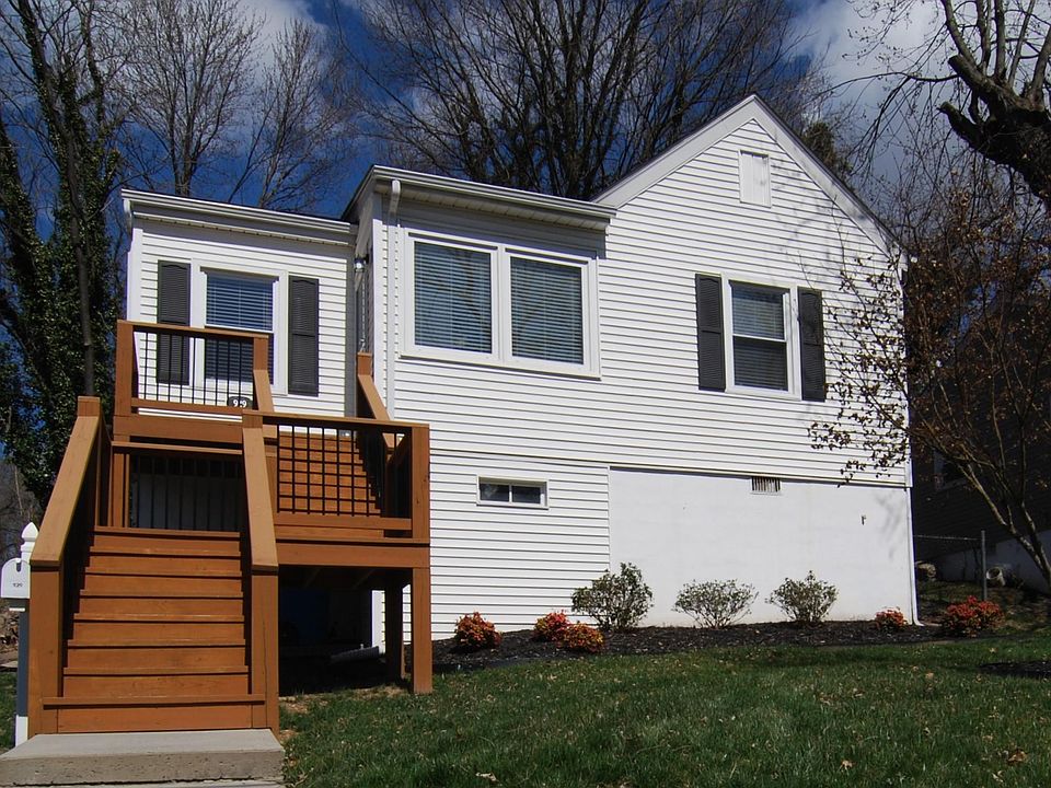1st image of 929 Kellogg Ave NW
