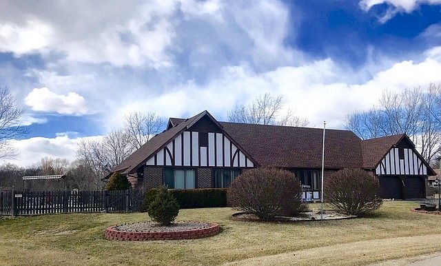 1st image of 40566 N Dogwood Cir