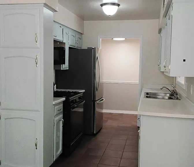 7405 Mayflower Rd NE — Photo 11