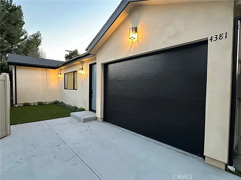 4381 Allott Ave — Photo 1