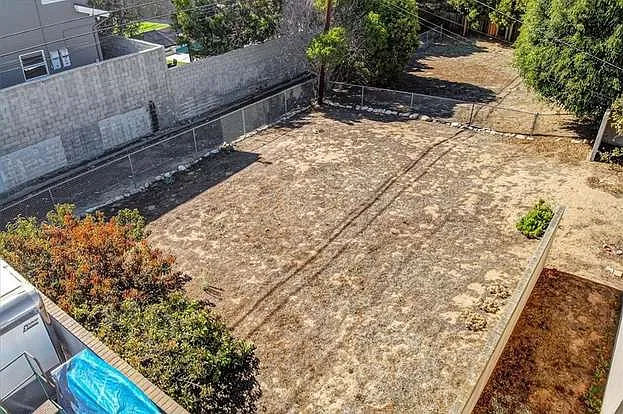 4604 Mindora Dr — Photo 24