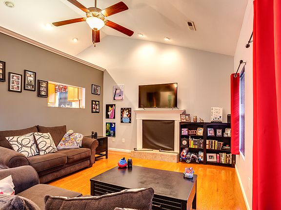 4th image of 4305 Foothills Dr