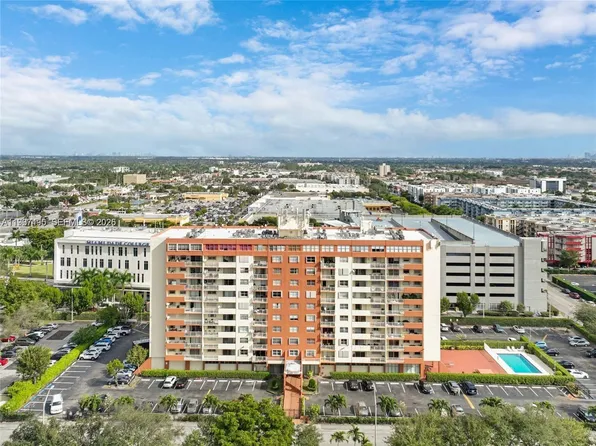 4675 W 18th Ct APT 1101, Hialeah, FL 33012