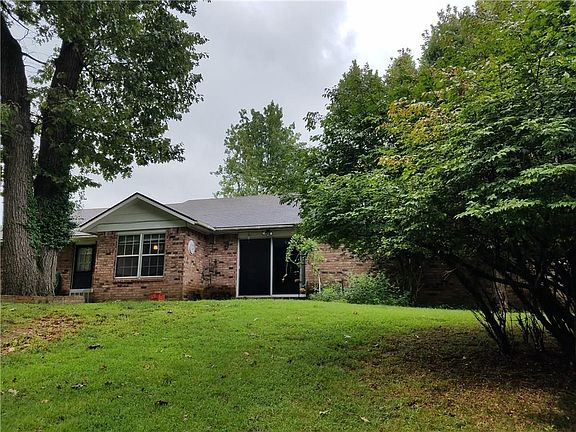 4th image of 9148 Grimes Dr