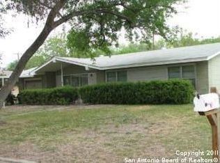 3727 Invicta Dr, San Antonio, TX 78218