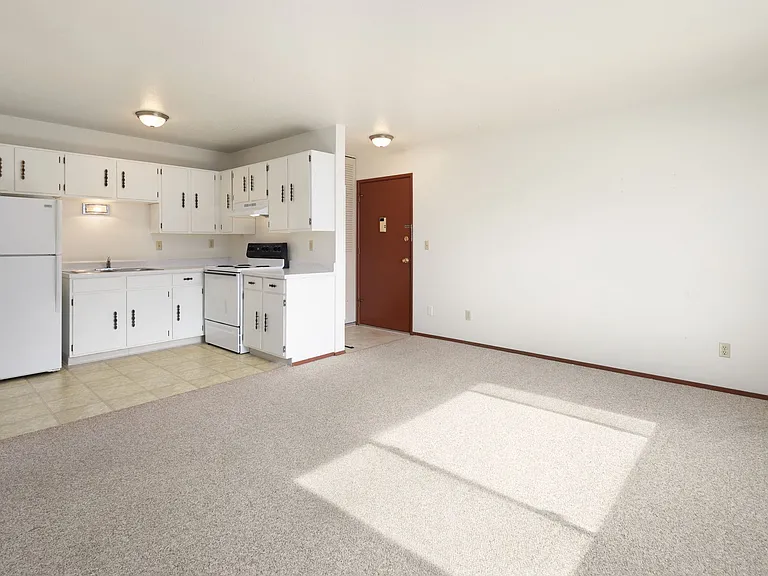 Colton Heights Apartments — Photo 7