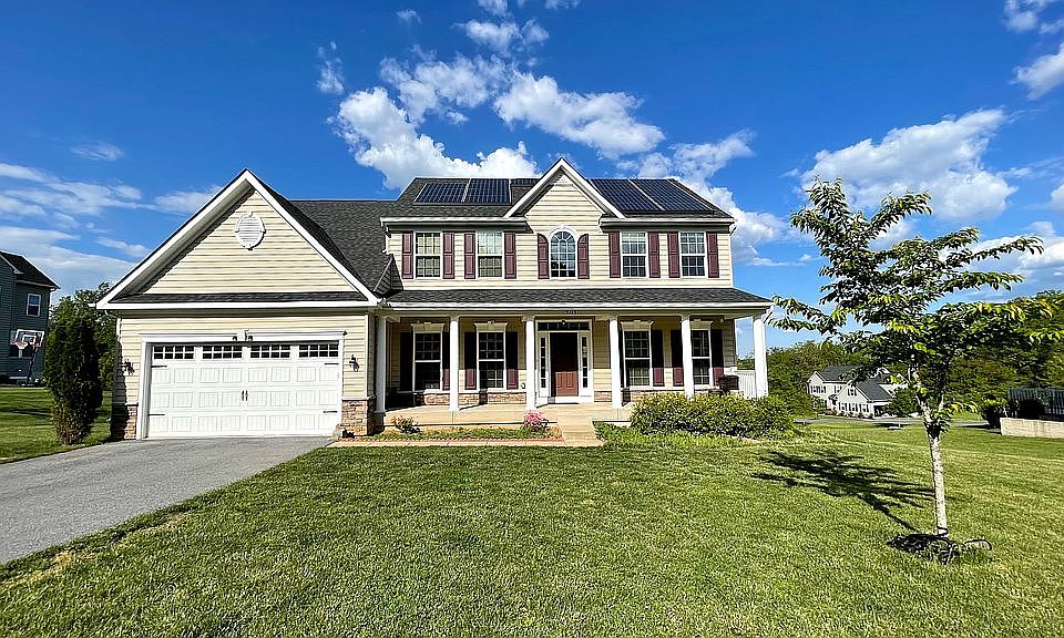 2015 built home, large porch