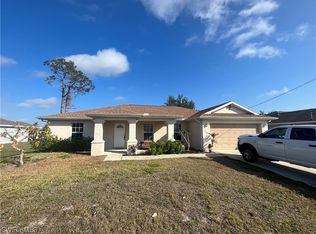 1105 NE 34th St, Cape Coral, FL 33909