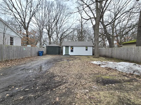 3212 5th St, Muskegon Heights, MI 49444