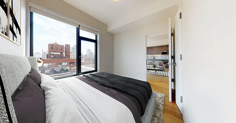 Rented by Bond New York | media 33