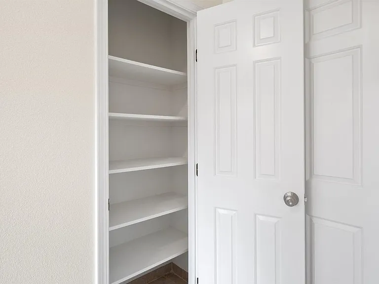 4337 W Palo Alto Ave — Photo 13