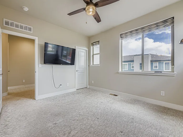 4180 E Warren Ave #1 — Photo 20