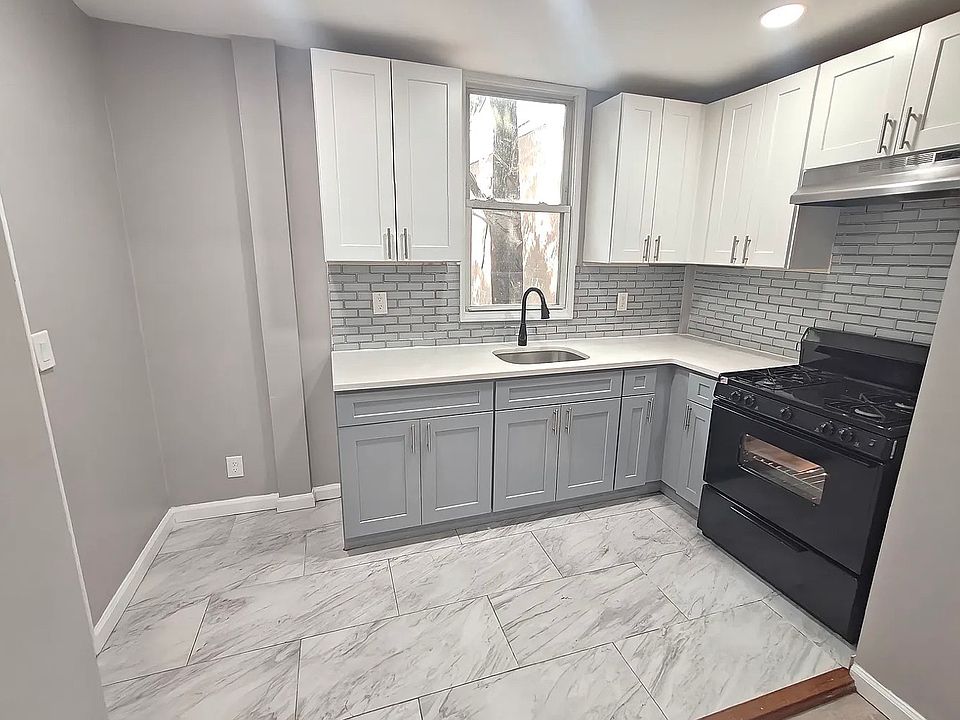1st image of 94 Park Ave APT 1