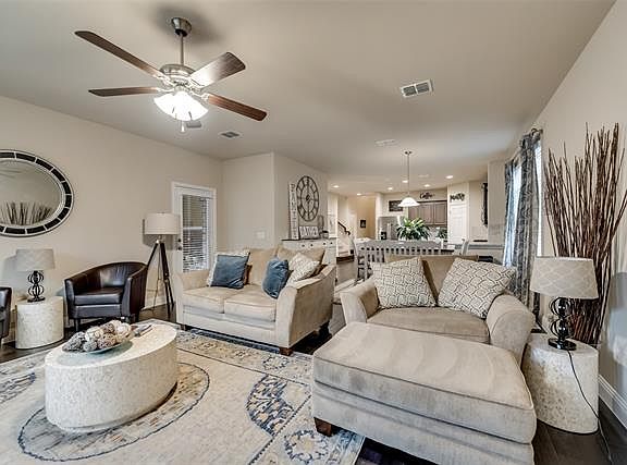 5th image of 3609 Trinidad Dr