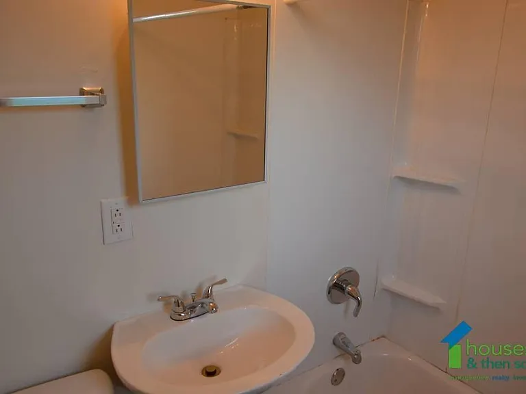 201 Chandler Dr #33A — Photo 11