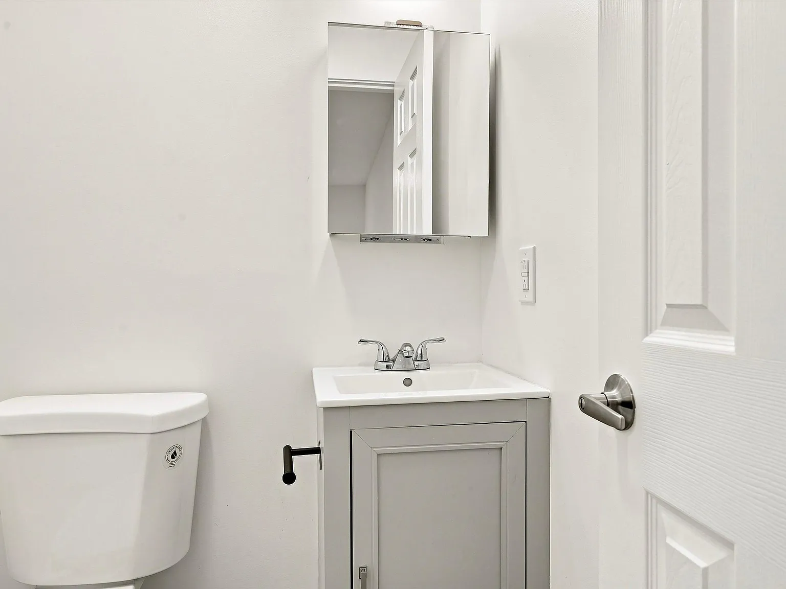 1 bed, $1,741 — Photo 2