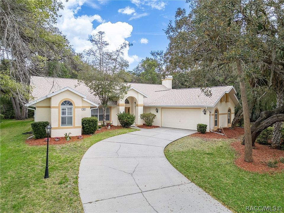 1st image of 39 Pine Dr