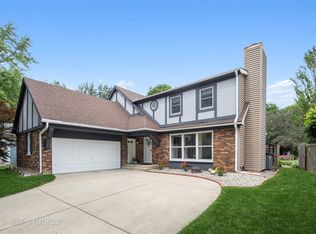 128 Annapolis Dr, Vernon Hills, IL