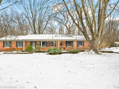210 Mead Rd, Rochester Hills, MI, 48306