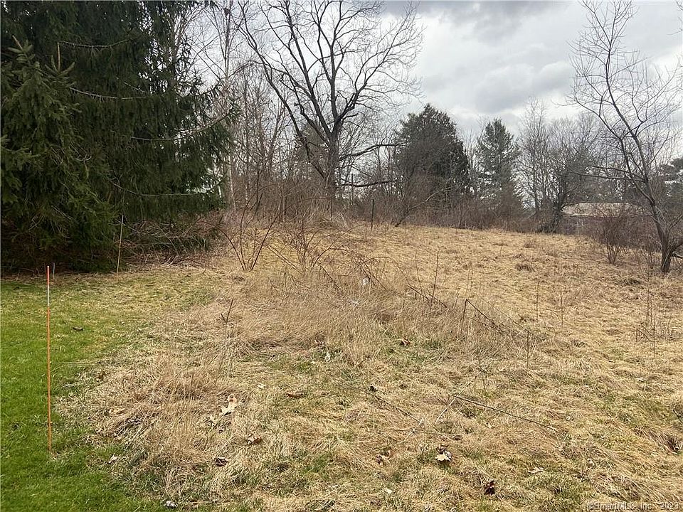 1st image of 3 Deer Run Drive