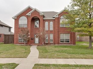 10713 Spring Lake Rd, Frisco, TX 75035