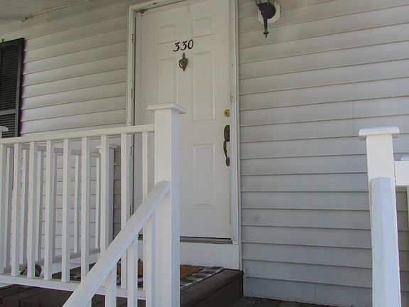 2nd image of 330 Phoebe Ct