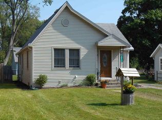 19521 Darden Rd, South Bend, IN 46637