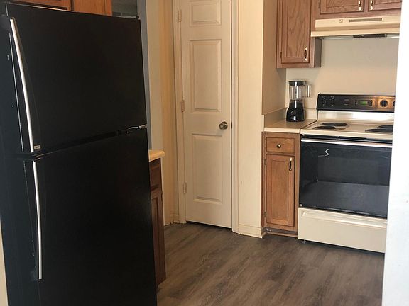 2nd image of 11 Meadowood Glen Way #11A