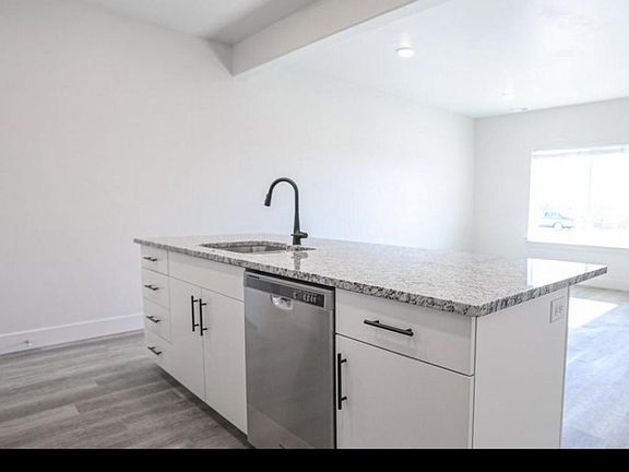 5th image of 651 S 2400 W Unit 17103