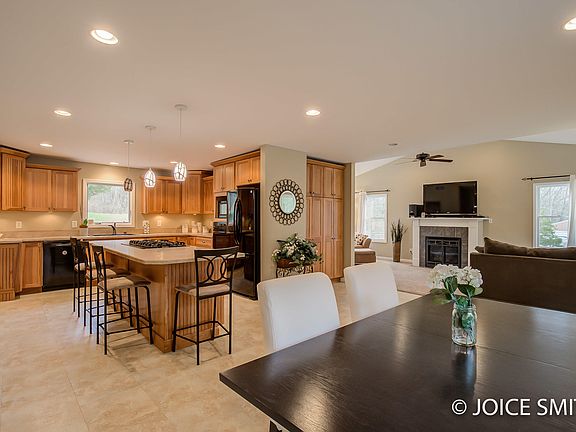 5th image of 2965 Gulliford Dr SE